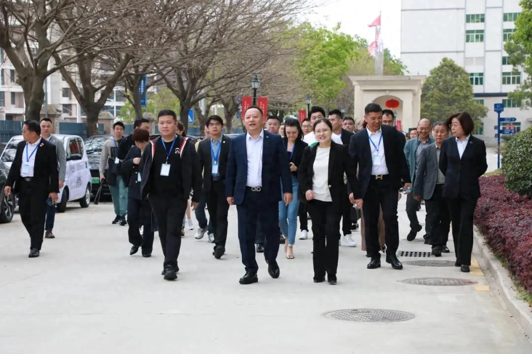 海外闽籍华商“一带一路”研修班侨领走进安发 共绘新“侨”图